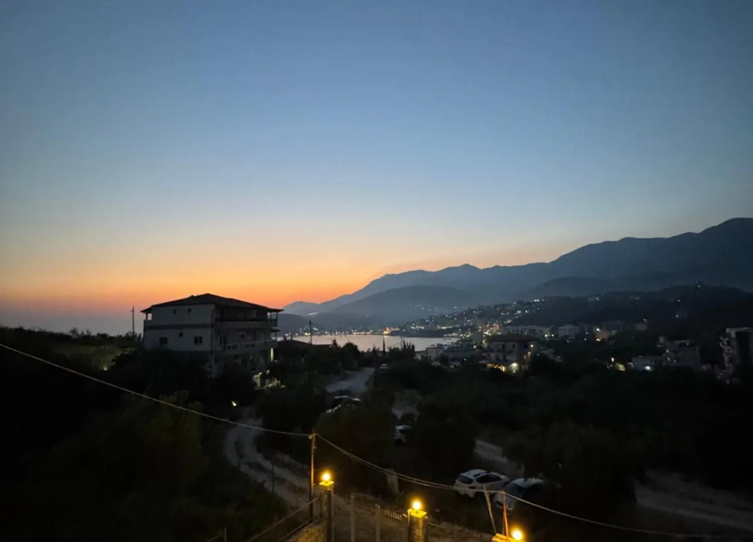 Artur Apartments Himare 0*,
