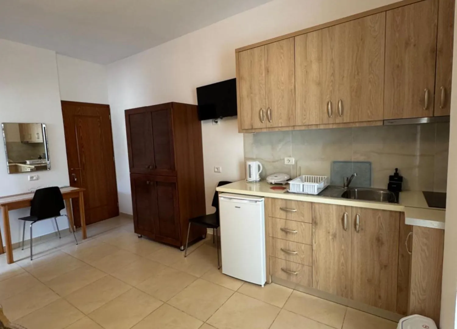 Artur Apartments Himara Albania
