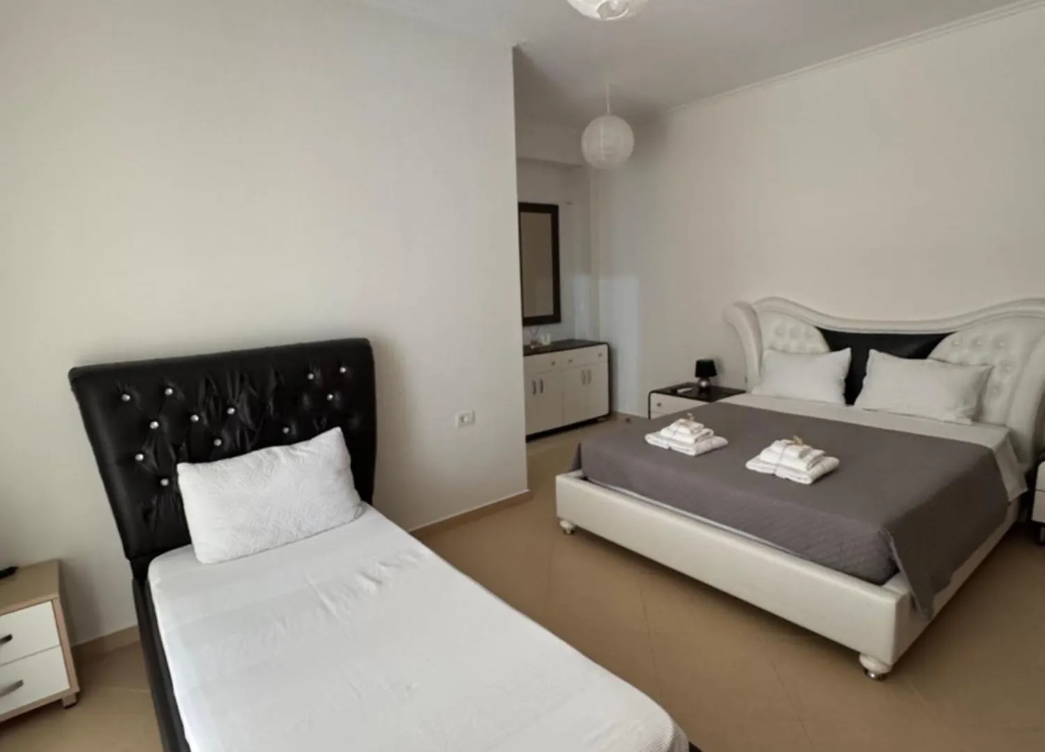 Artur Apartments Himara