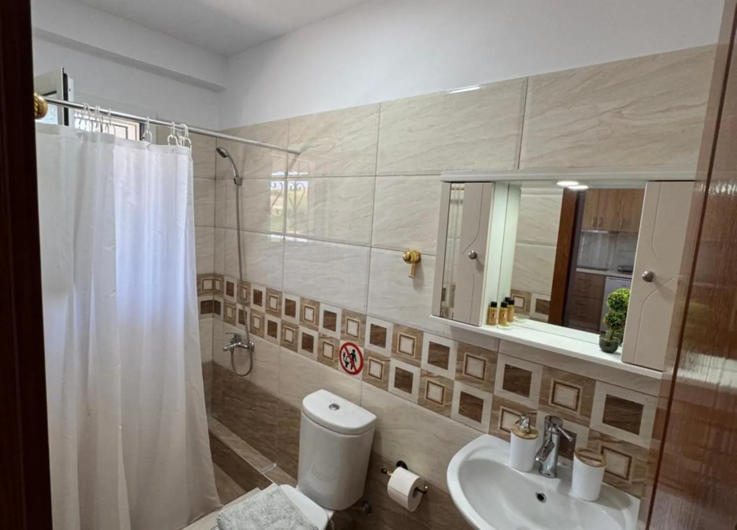 Hotel Artur Apartments Himare